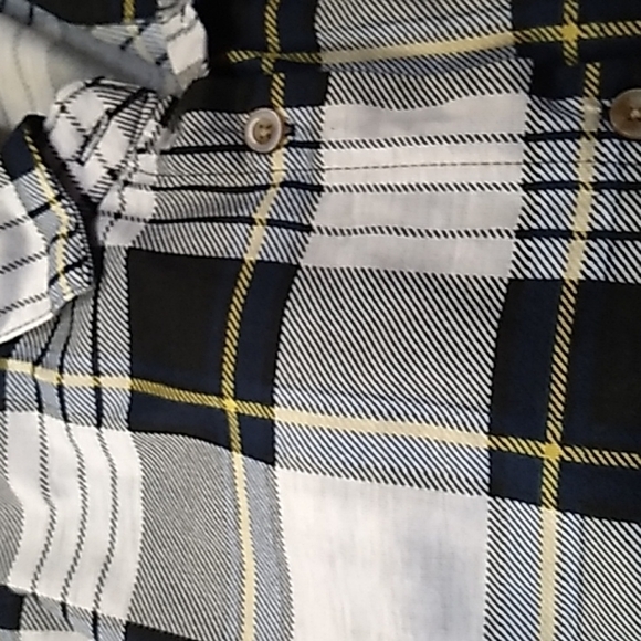 Polly & ester 3X plaid button down casual shirt - Picture 3 of 3